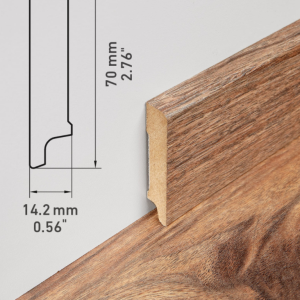 Phào chân tường